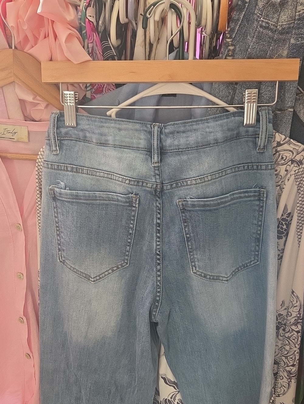 Embellished Light Blue Wide-Leg Jeans by Jewelly With Flower and Pearl Detail. - Picture 9 of 11